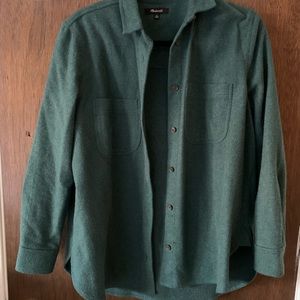 Madewell women’s green shacket/ex-boyfriend swing shirt
